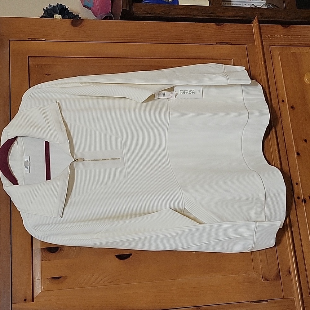 Loft Brand top
